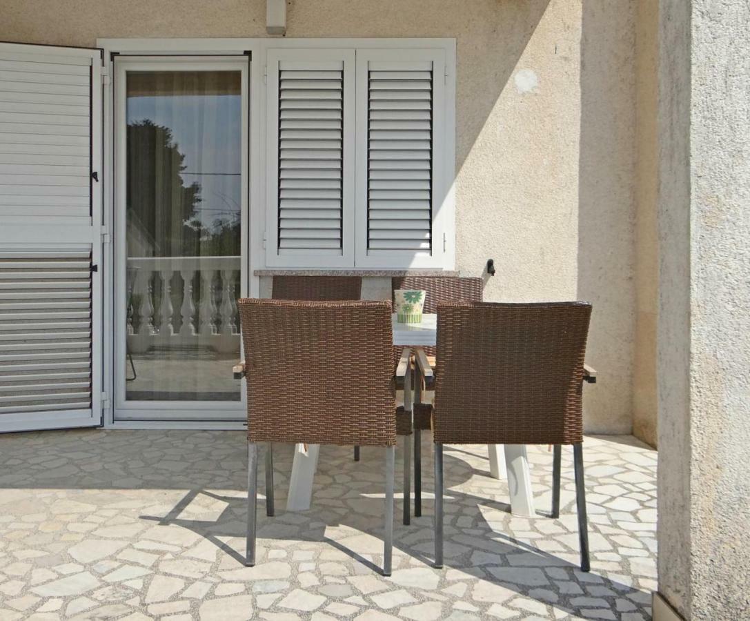 Ferienwohnung Petar Krk Town Exterior foto